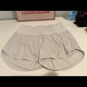 Lululemon White Speed Up Short Long *4”